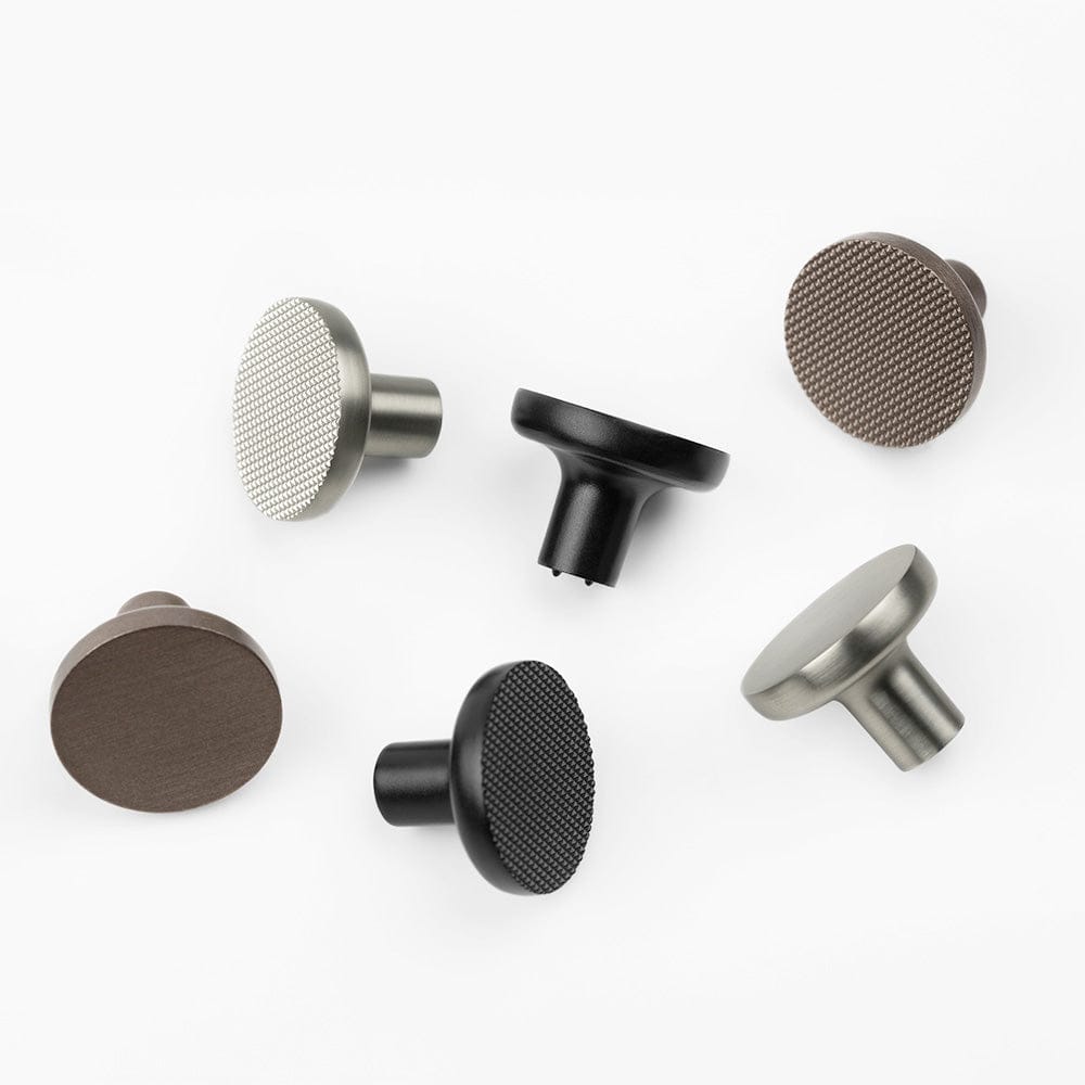 Vibe Grip | Knop i Dark Bronze Ø 38 mm x D 28 mm Beslag Design 308442-11 FINICC