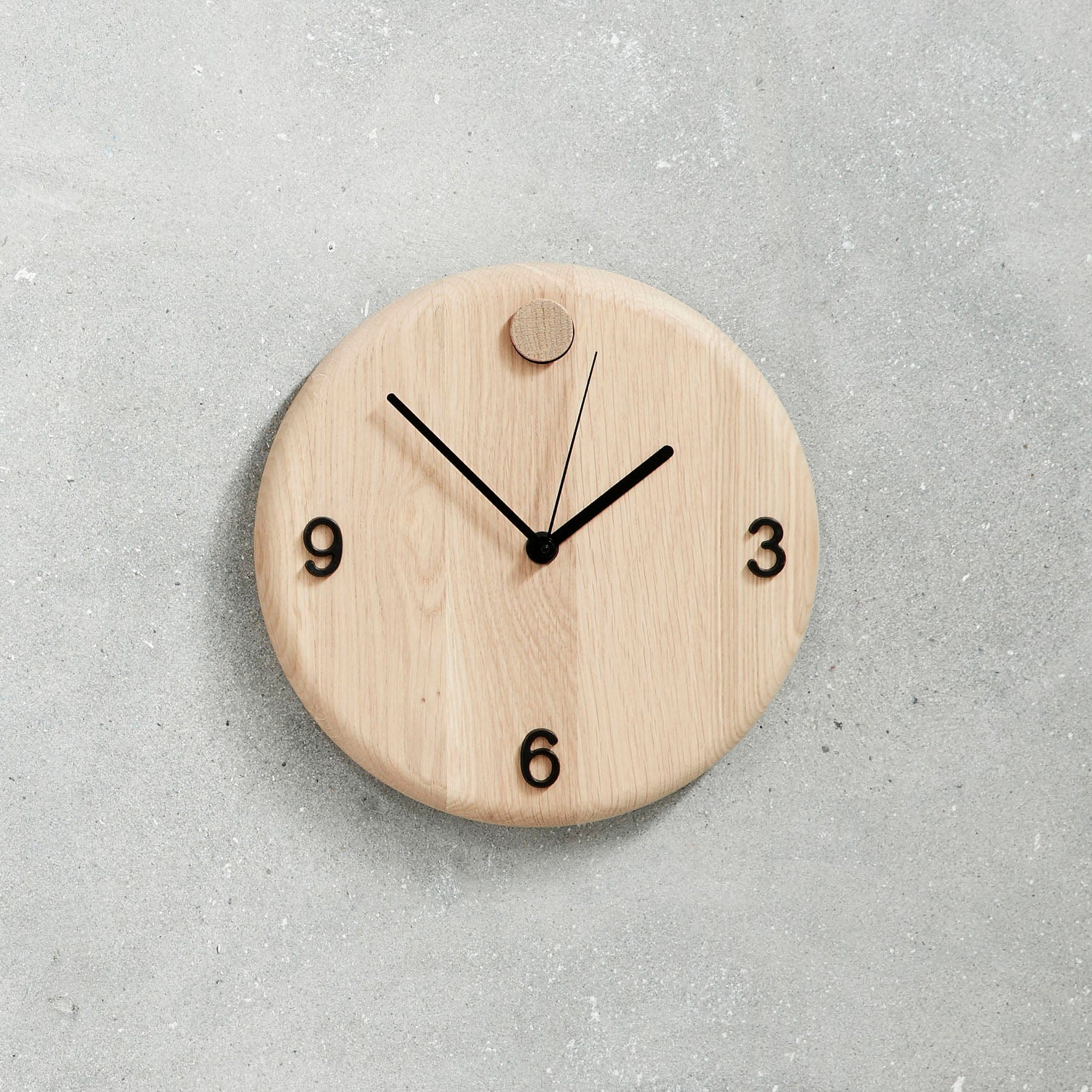 Wood Time | Vægur i Eg Andersen Furniture AF-4-145020 FINICC